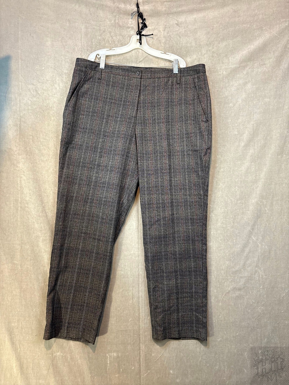 ZAC & RACHEL Dress Pants Brown, Black, White, Red, Blue (Plaid pattern) Size 16
